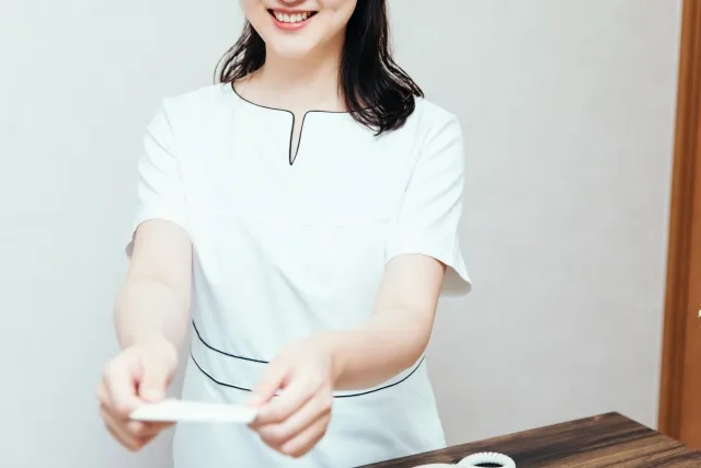 保険外治療（自費）は10年保証つき